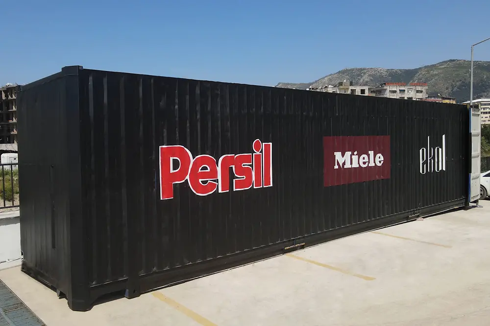 Persil ve Miele çamaşır yıkama – kurutma konteyneri.